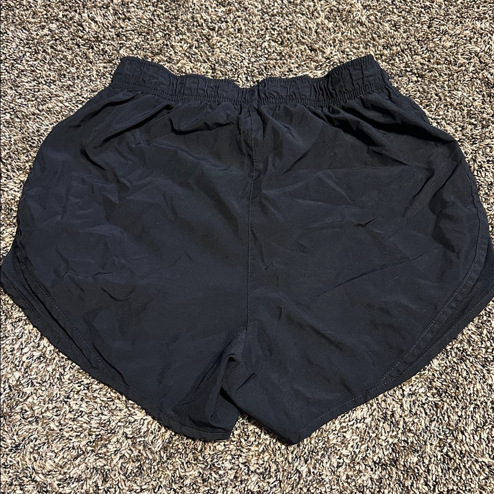 Nike Dri-FIT Black Shorts - Picture 3 of 3
